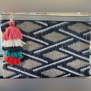 Monterey Straw Clutch